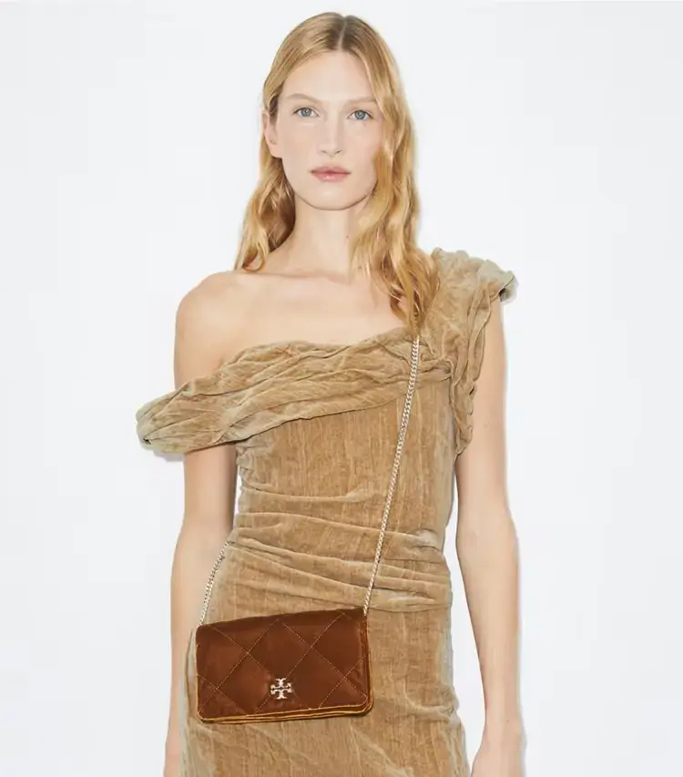 Kira Diamond Quilt Velvet Crossbody - Image 2