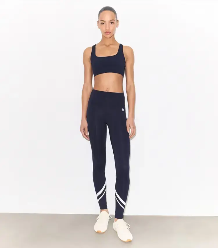 Weightless Chevron Legging - Image 2