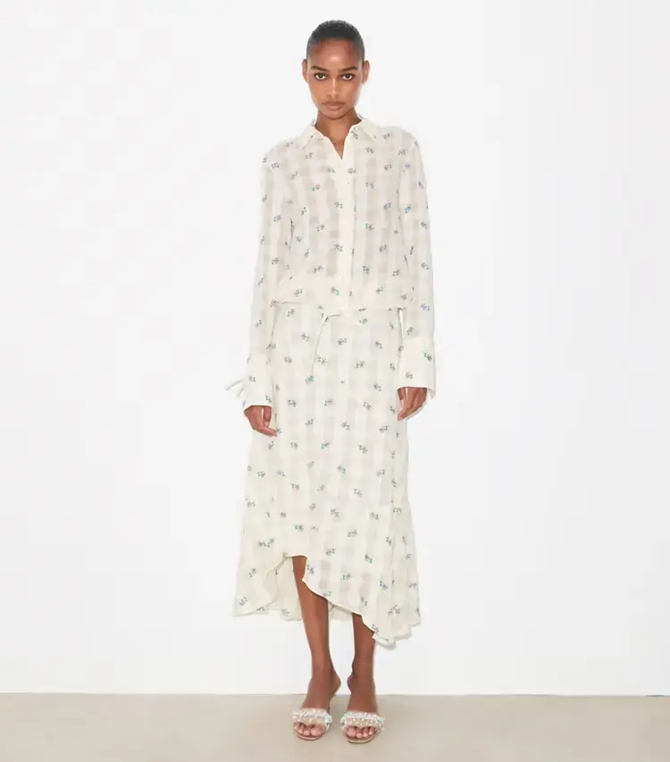 Embroidered Linen Blouse - Image 3