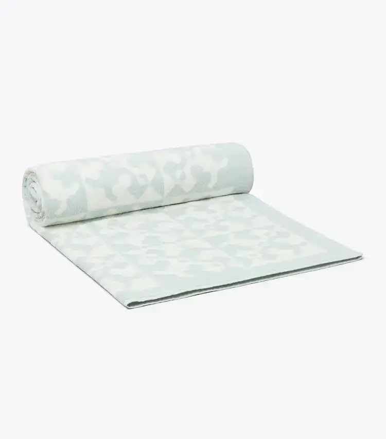 Diagonal T Jacquard Towel - Image 3